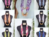 Keterampilan Membuat Kalung Batik