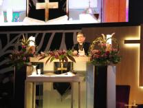 “Salib: Jalan Baru yang Membawa Damai”